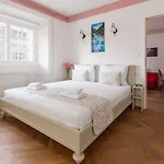 Апартаменты Barbo Palace And