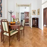 Barbo Palace And * Liubliana