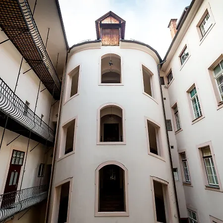 Barbo Palace And Appartement *