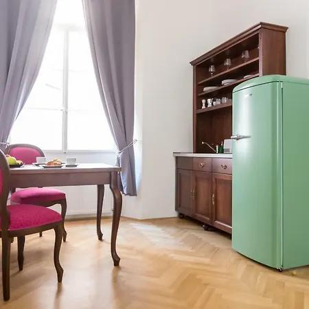 Apartament Barbo Palace And *