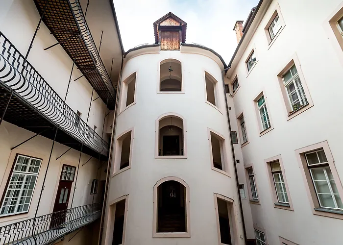 Barbo Palace And Appartement *