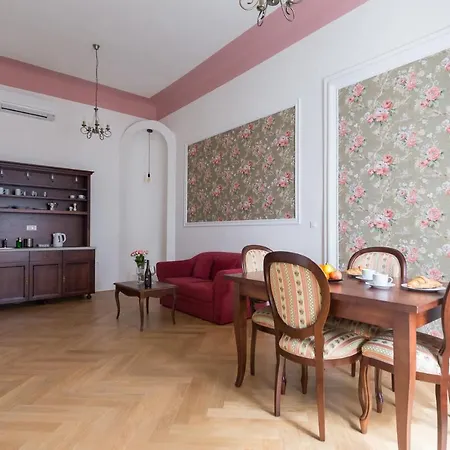 Apartment Barbo Palace And *
