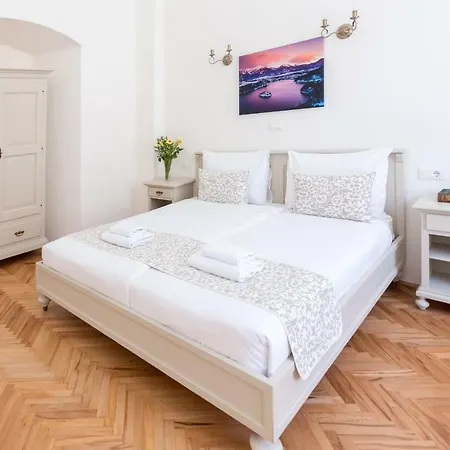 Apartment Barbo Palace And